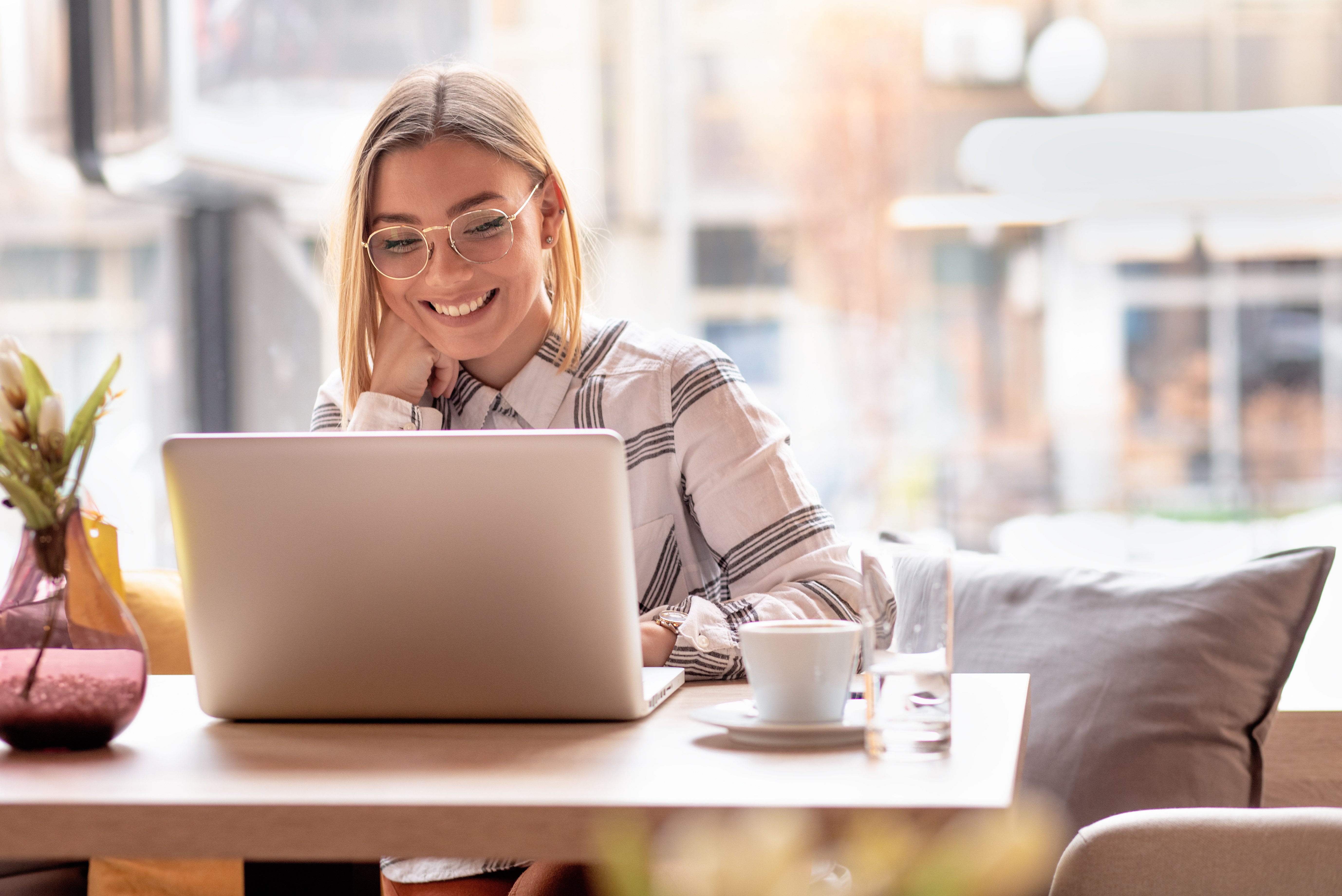 <span id="hs_cos_wrapper_name" class="hs_cos_wrapper hs_cos_wrapper_meta_field hs_cos_wrapper_type_text" style="" data-hs-cos-general-type="meta_field" data-hs-cos-type="text" >5 Telehealth Trends to Expect in 2020</span>